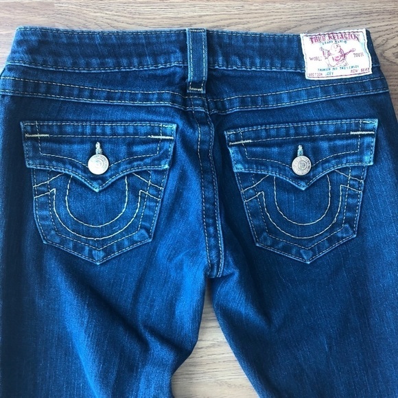 True Religion Boot Cut Leg Dark Wash Jeans Size 26 - Picture 1 of 16